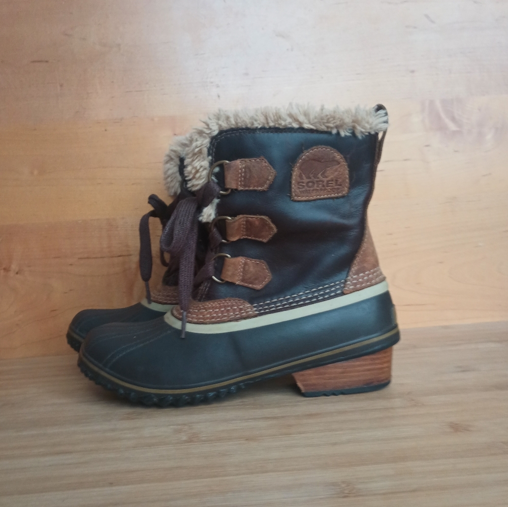 Sorel Slimpack Pac Short Brown Sherpa Duck Boots